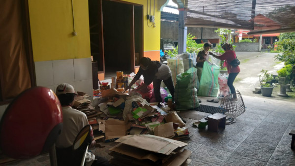 Bank sampah usada rt 10 padukuhan Kentungan